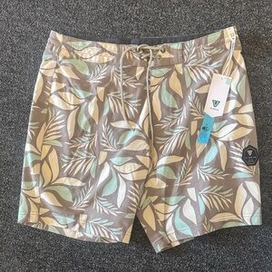 VISSLA Tropical Leaf Board Shorts - brown and Cream